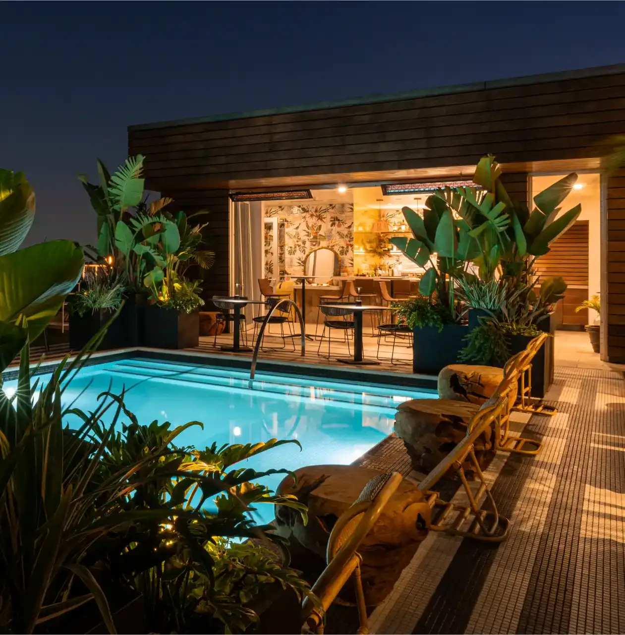 Videre Rooftop Restaurant & Bar gallery 10