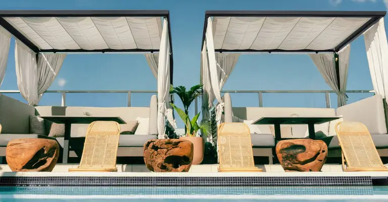 Experience the pinnacle of elegance at Videre Rooftop Restaurant & Bar, where Southern Californian cuisine meets panoramic views in the heart of Los Angeles.
