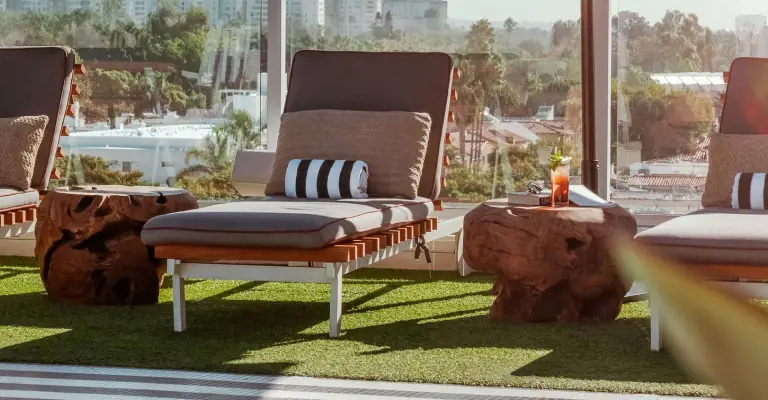 Experience the pinnacle of elegance at Videre Rooftop Restaurant & Bar, where Southern Californian cuisine meets panoramic views in the heart of Los Angeles.